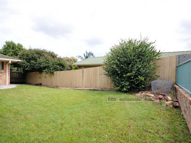 1 Retreat Place, Robina QLD 4226