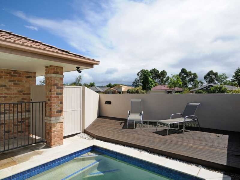 10 Tolai Court, Mudgeeraba QLD 4213