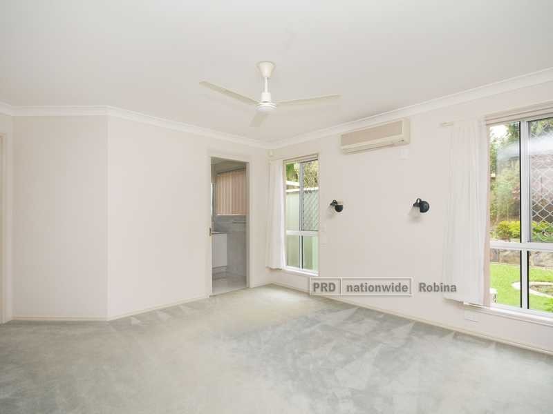 1 Hillsborough Close, Robina QLD 4226