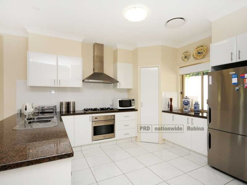 16 Cordyline Drive, Reedy Creek QLD 4227