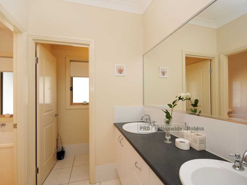 16 Cordyline Drive, Reedy Creek QLD 4227