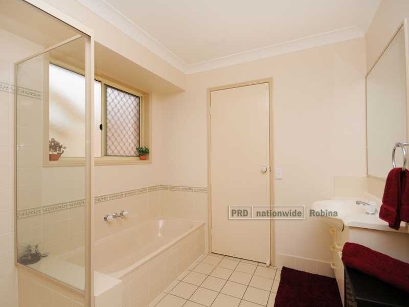 79 Kingarry Circuit, Merrimac QLD 4226