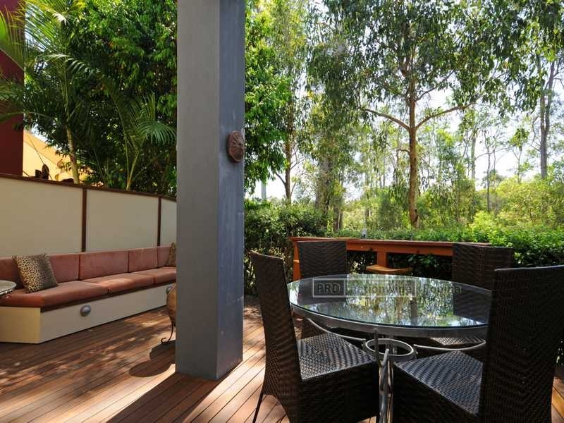 Unit 2/8 Kodiak Drive, Varsity Lakes QLD 4227