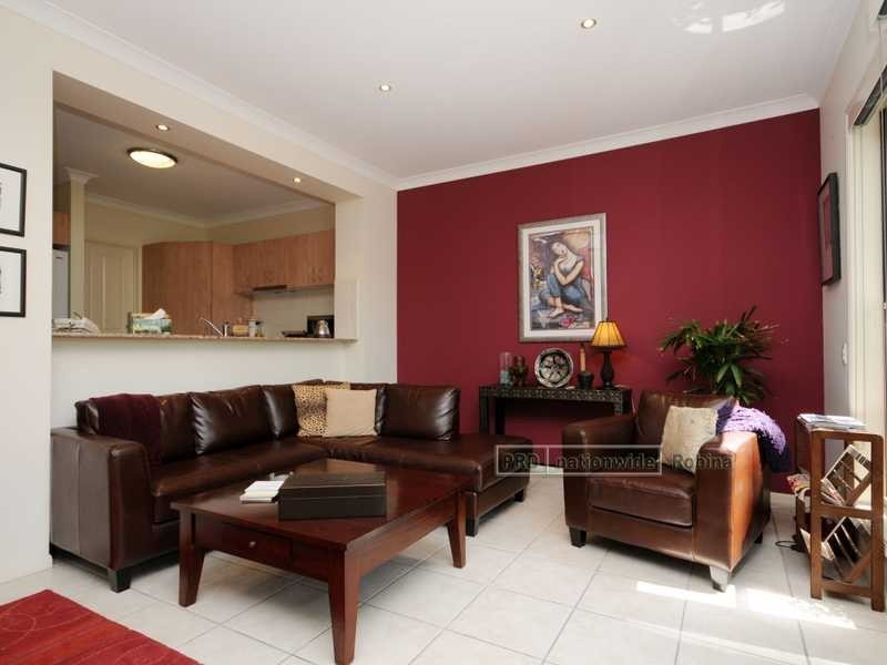 Unit 2/8 Kodiak Drive, Varsity Lakes QLD 4227