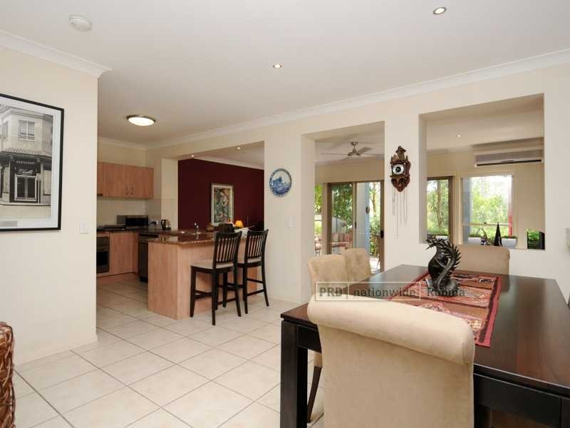 Unit 2/8 Kodiak Drive, Varsity Lakes QLD 4227