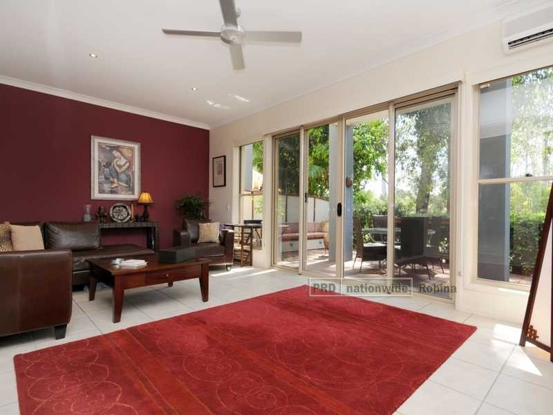 Unit 2/8 Kodiak Drive, Varsity Lakes QLD 4227