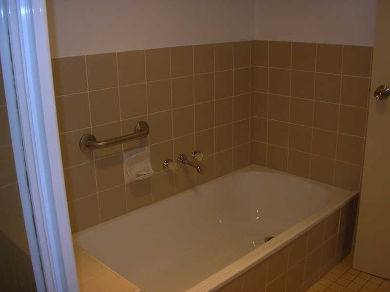 Unit 36/12 Landau Court, Miami QLD 4220