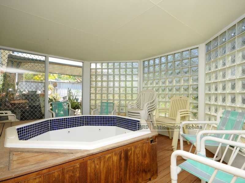 32 Macallan Street, Merrimac QLD 4226