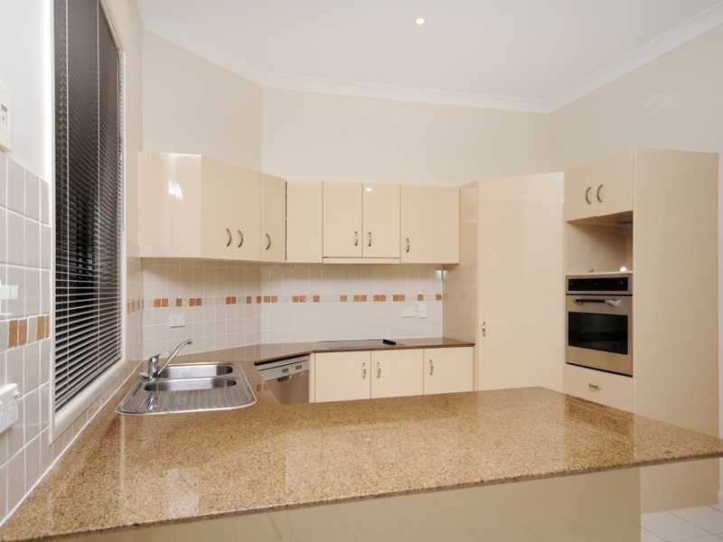 23 Riverwood Drive, Ashmore QLD 4214