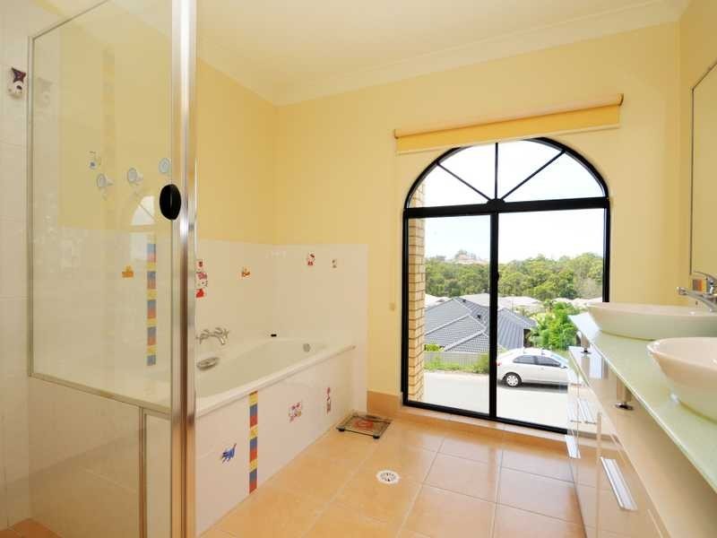 19 Kauri Pine Street, Reedy Creek QLD 4227