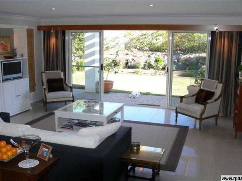 123 Easthill Drive, Robina QLD 4226