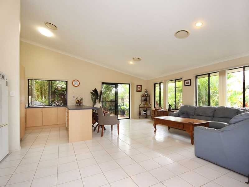 35 Wonga Street, Burleigh Heads QLD 4220