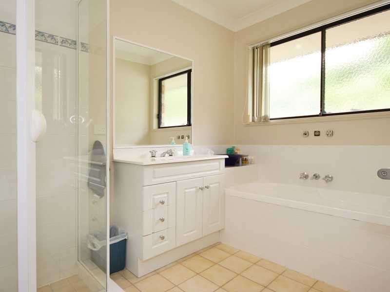 35 Wonga Street, Burleigh Heads QLD 4220