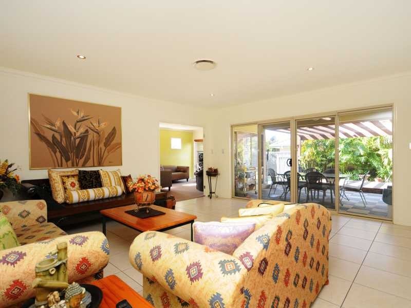 12 Cordata Court, Robina QLD 4226