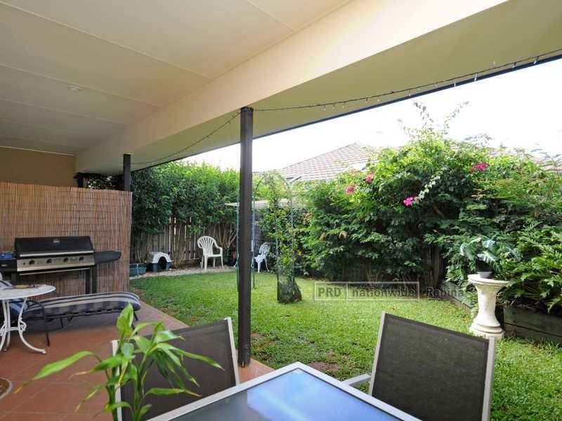 Unit 2/24 Ranier Crescent, Varsity Lakes QLD 4227