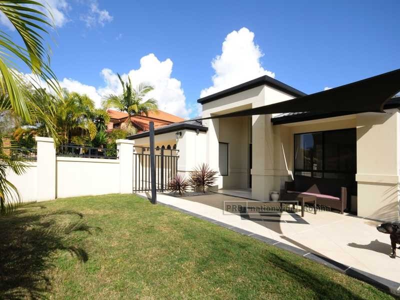 5 Cordata Court, Robina QLD 4226