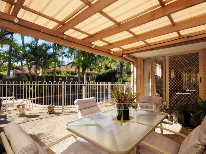 2 Waitara Place, Robina QLD 4226