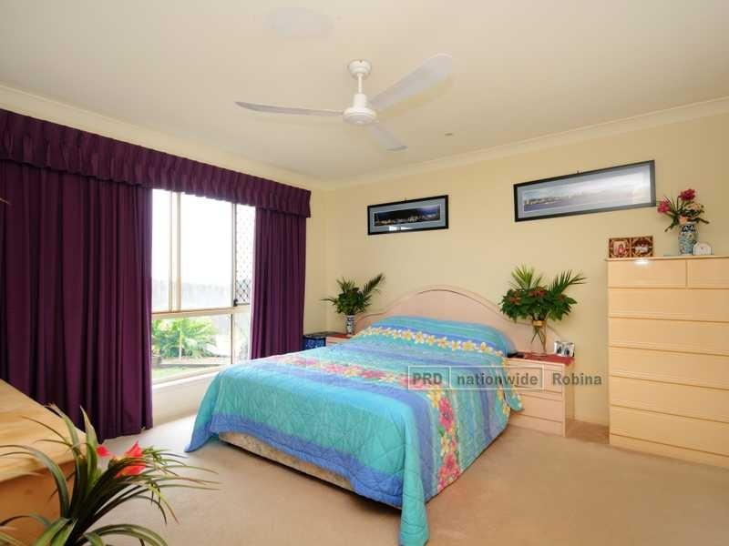 18 Red Ash Court, Merrimac QLD 4226