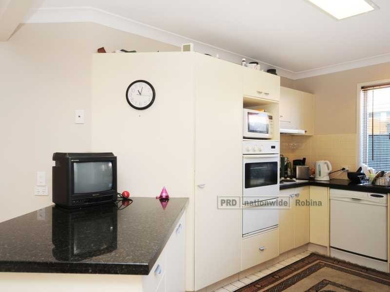 9 Massachusetts Court, Varsity Lakes QLD 4227