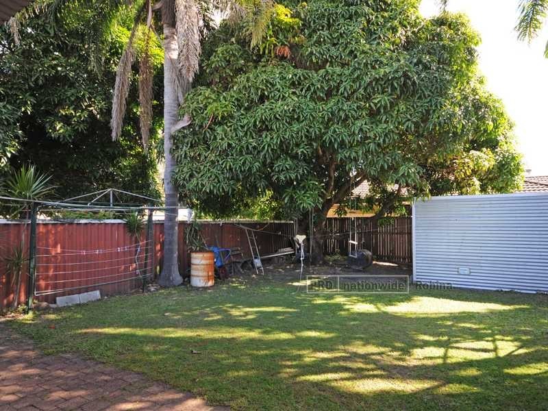 50 Nobby Parade, Miami QLD 4220