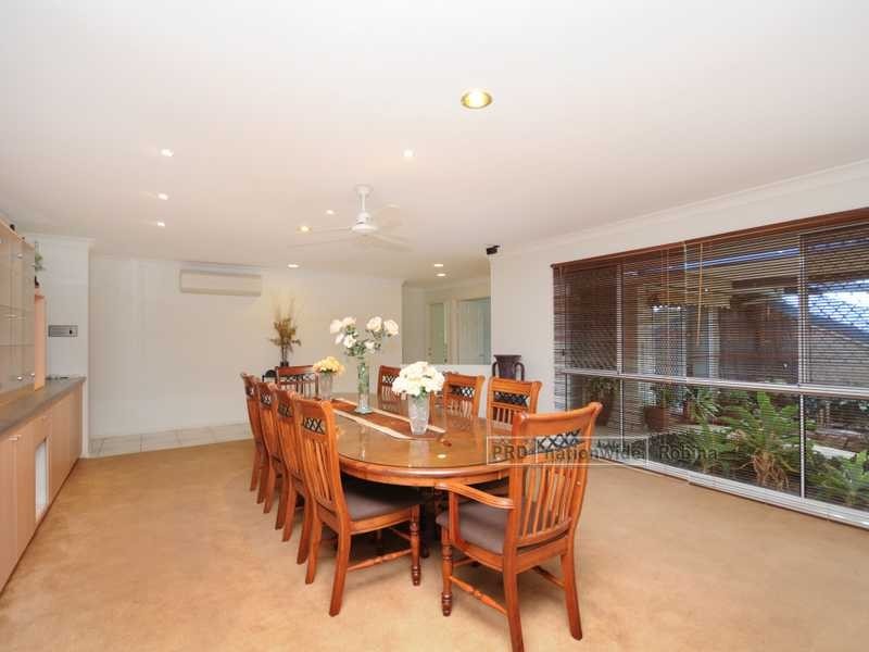 141 Glen Eagles Drive, Robina QLD 4226