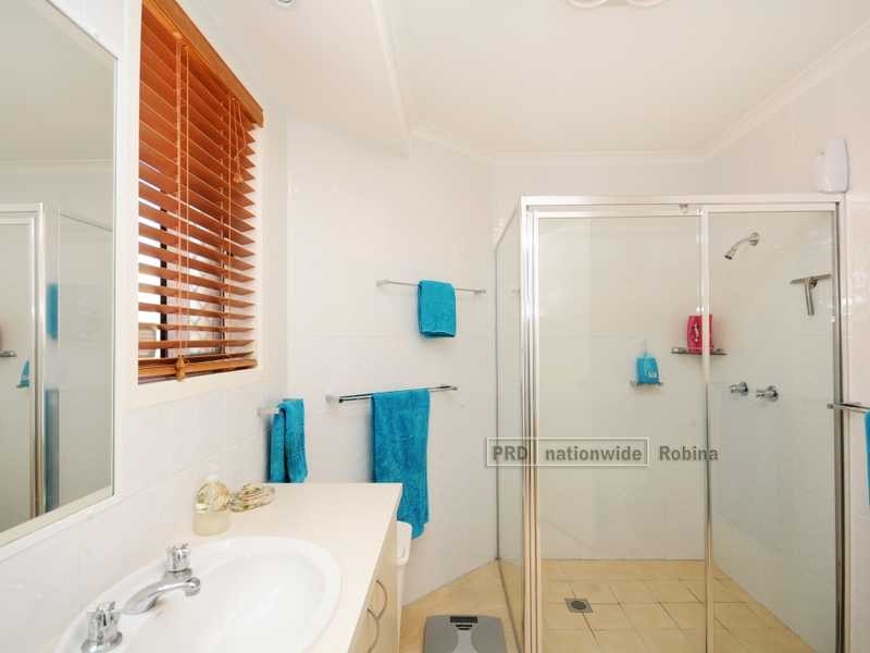 76 Ron Penhaligon Way, Robina QLD 4226