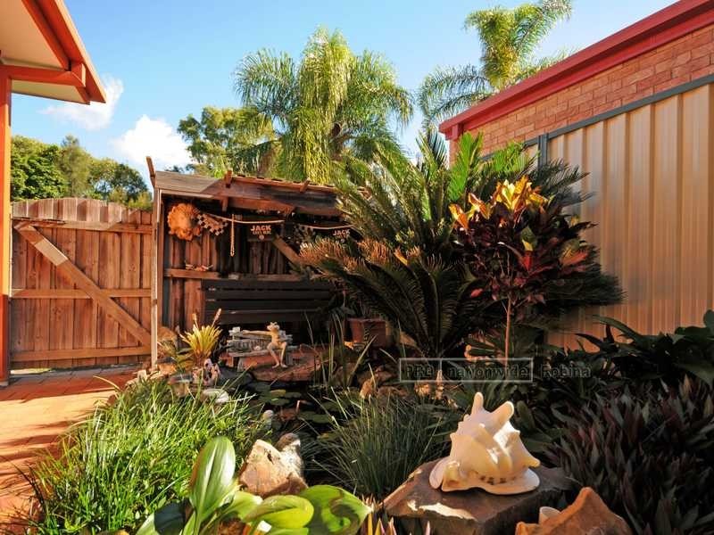 76 Ron Penhaligon Way, Robina QLD 4226