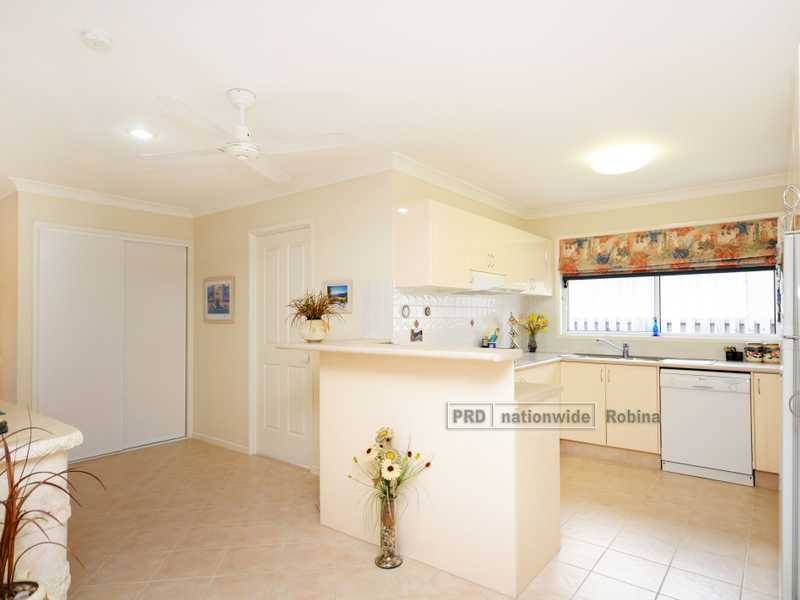 Unit 49/45 Swanton Drive, Mudgeeraba QLD 4213
