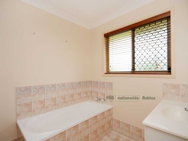 37 Dulhunty Way, Tallai QLD 4213