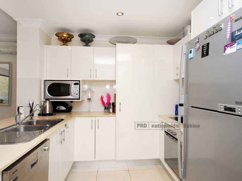 Unit 3/21 Castello Circuit, Varsity Lakes QLD 4227