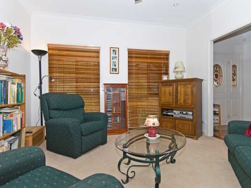 27 Honey Eater Court, Gilston QLD 4211