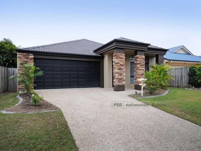 21 Tourangeau Crescent, Varsity Lakes QLD 4227