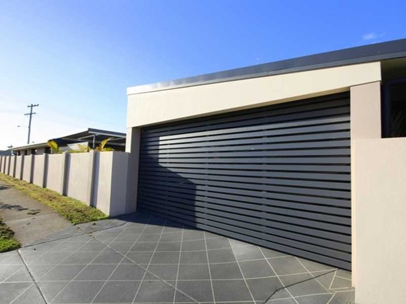 26 Dawn Parade, Miami QLD 4220