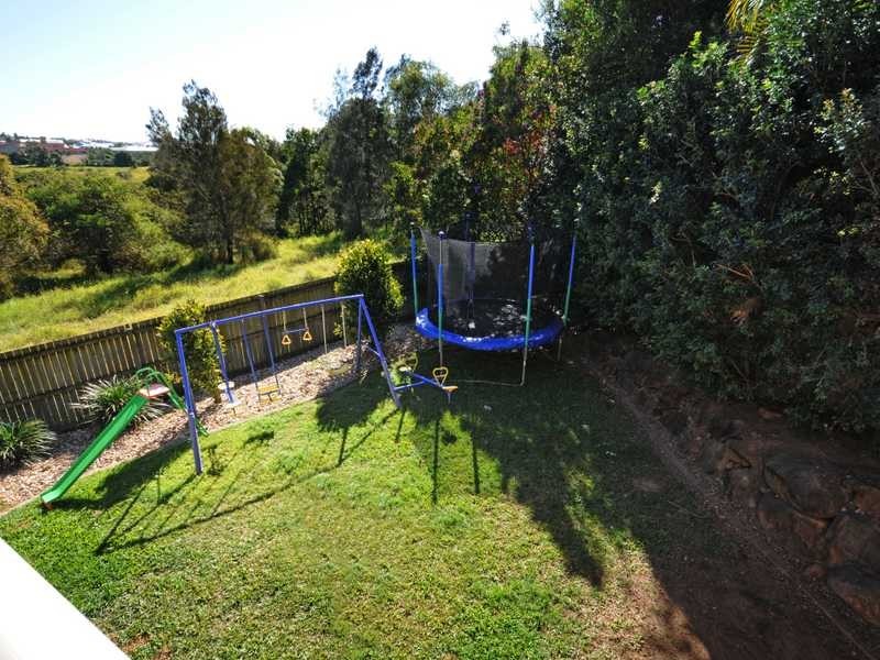 7 Castaway Court, Robina QLD 4226