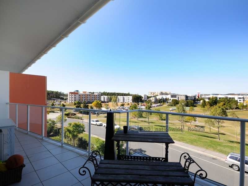 Unit 64/98 University Drive, Varsity Lakes QLD 4227