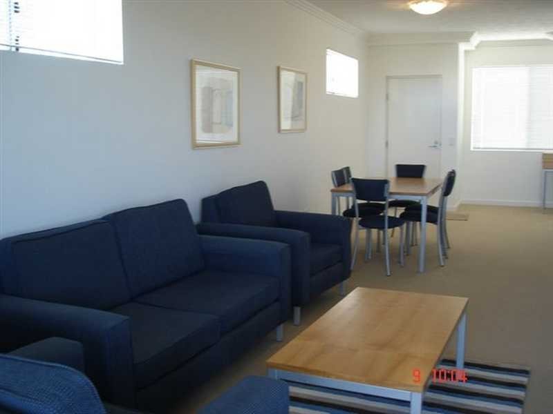 Unit 64/98 University Drive, Varsity Lakes QLD 4227
