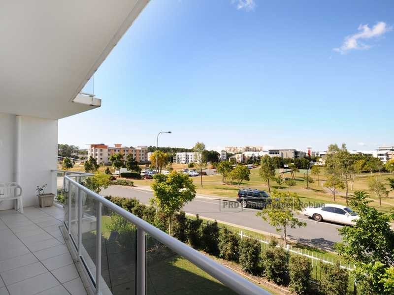 Unit 57/98 University Drive, Varsity Lakes QLD 4227