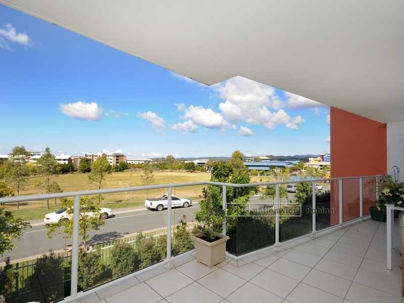 Unit 57/98 University Drive, Varsity Lakes QLD 4227