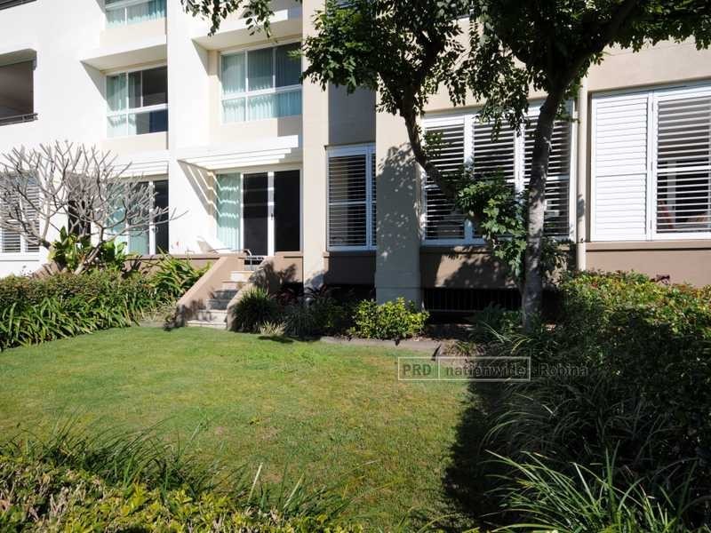 Unit 3/901 Medinah Avenue, Robina QLD 4226