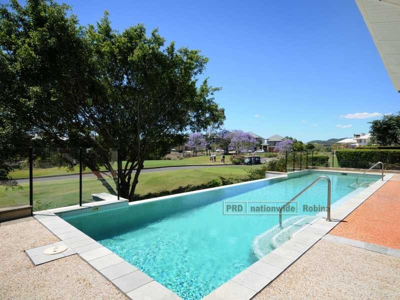 Unit 3/901 Medinah Avenue, Robina QLD 4226