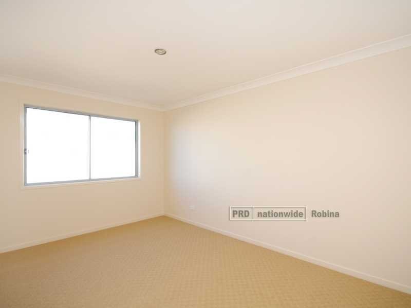 18 Golden Grove Boulevarde, Reedy Creek QLD 4227