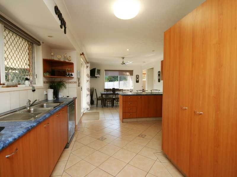 23 Petherbridge Avenue, Merrimac QLD 4226