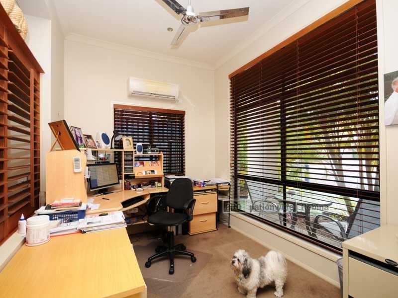 6 Duxton Drive, Varsity Lakes QLD 4227