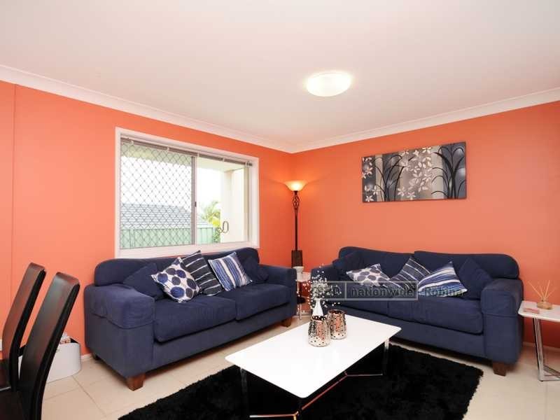 9 Valerie Street, Ashmore QLD 4214