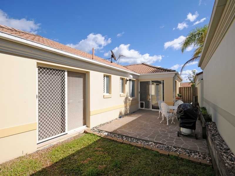 Unit 98/2 Langport Parade, Mudgeeraba QLD 4213