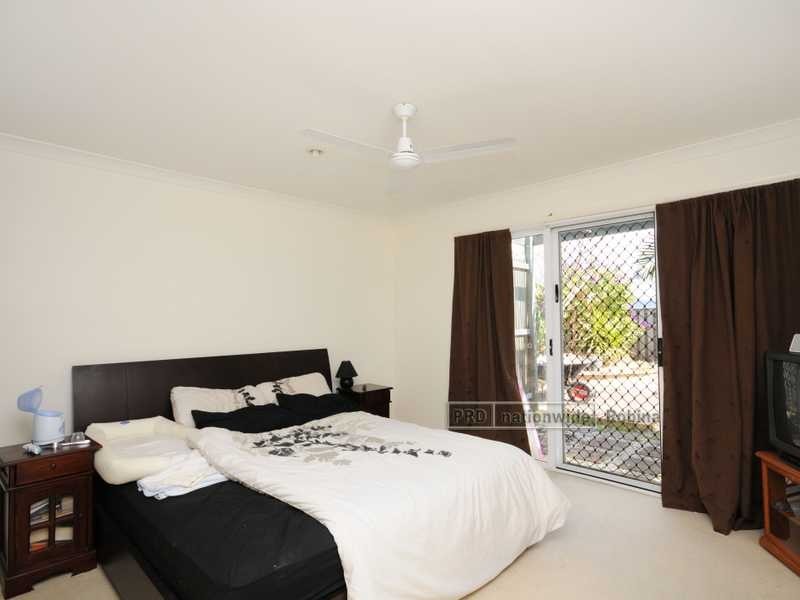 1 Rafael Place, Varsity Lakes QLD 4227