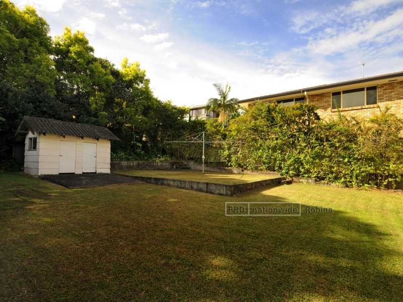 99 Tabilban Street, Burleigh Heads QLD 4220