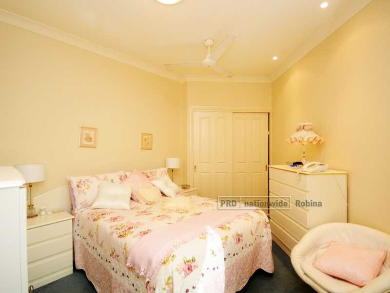 3/12 Vinson Drive, Varsity Lakes QLD 4227