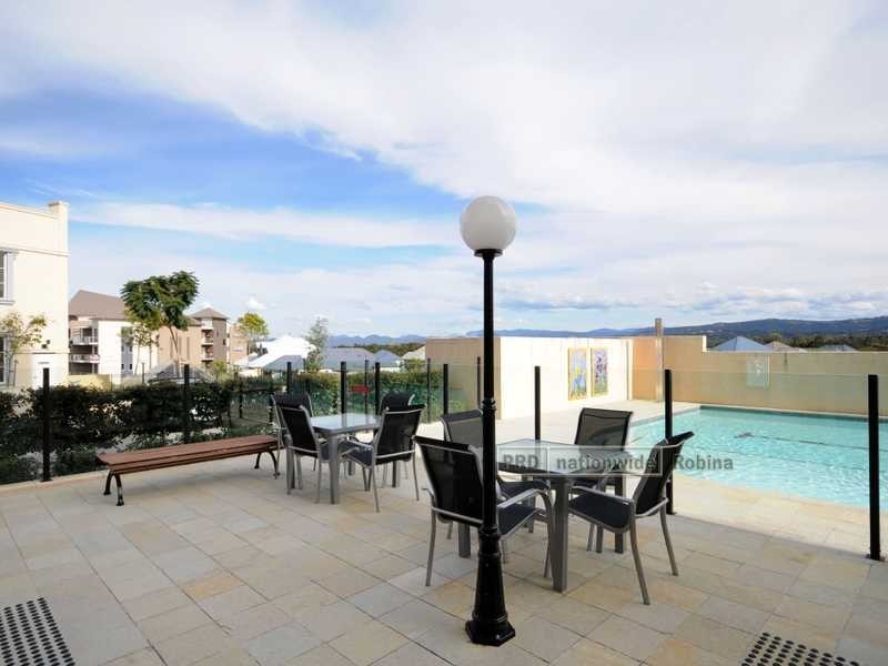 Unit 1021/3029 The Boulevarde, Carrara QLD 4211