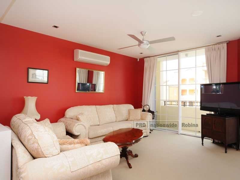 Unit 1021/3029 The Boulevarde, Carrara QLD 4211